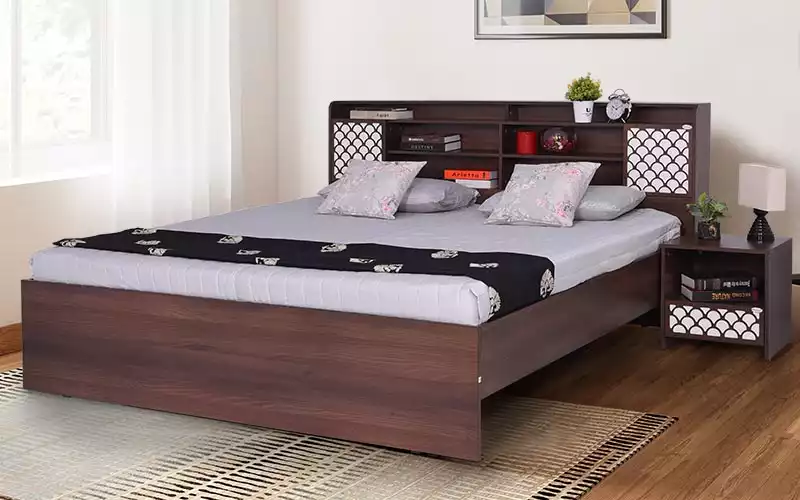 bedroom double bed